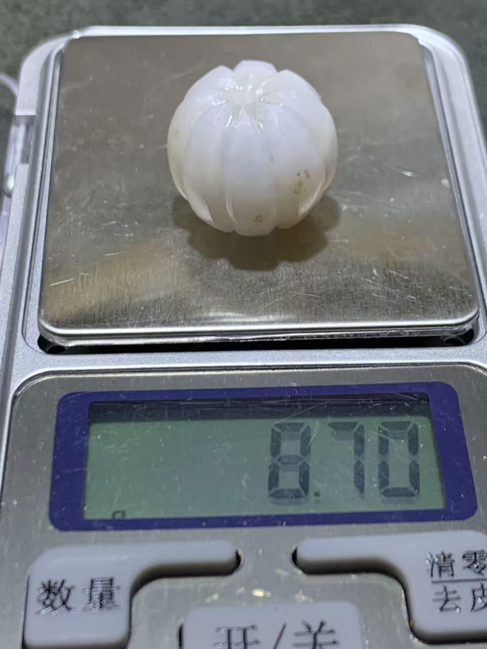 精美亚光冰飘战国红玛瑙手工雕刻2.0平头瓜珠一颗！，