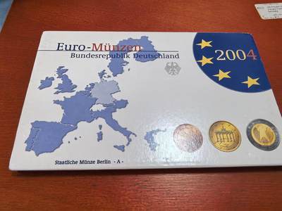 长老汇马年精选第十五场拍卖 -  2004A德国欧元8枚精制套装，含外纸