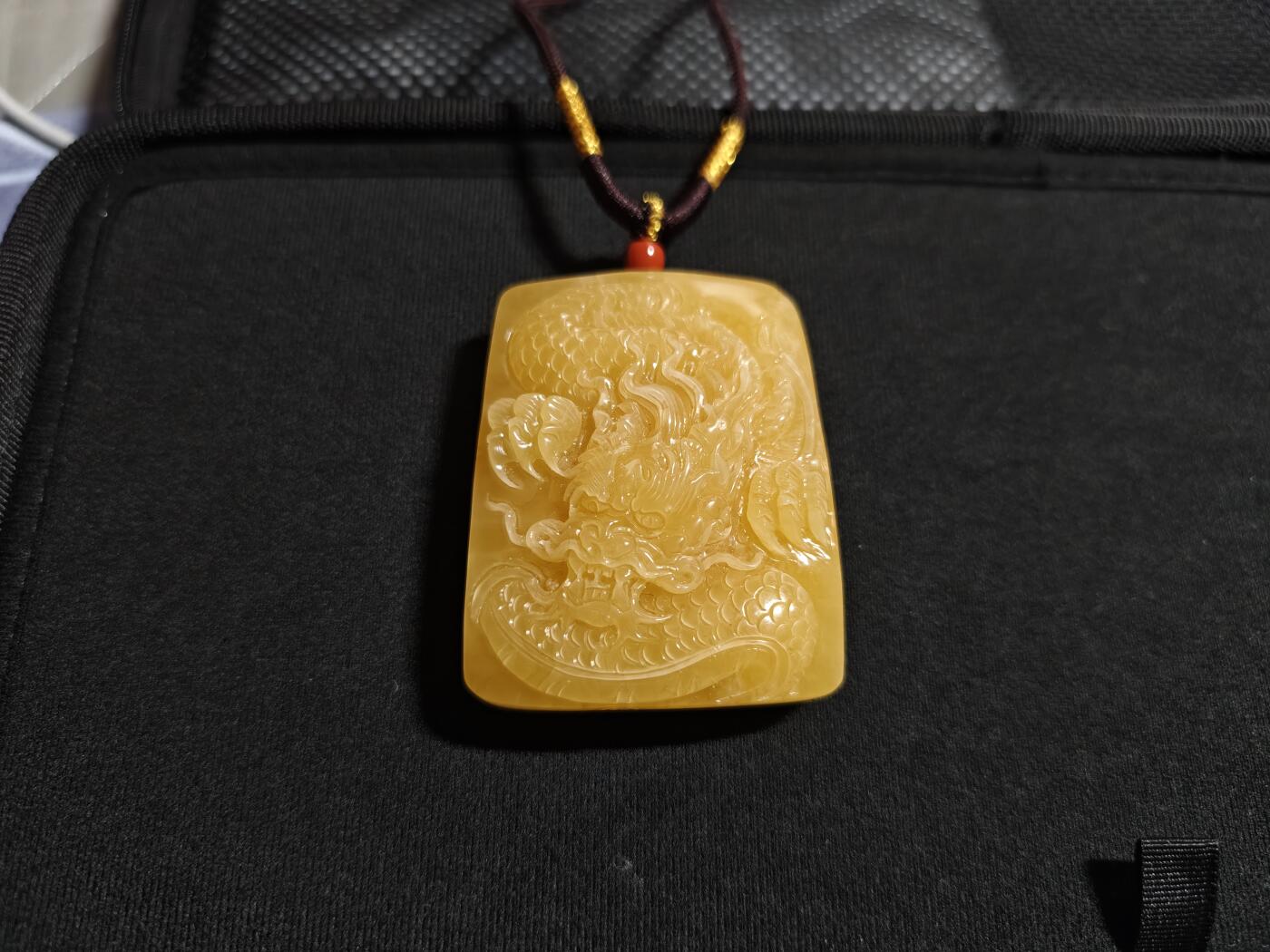 满蜜鸡油黄龙牌 54.34g（收藏级）