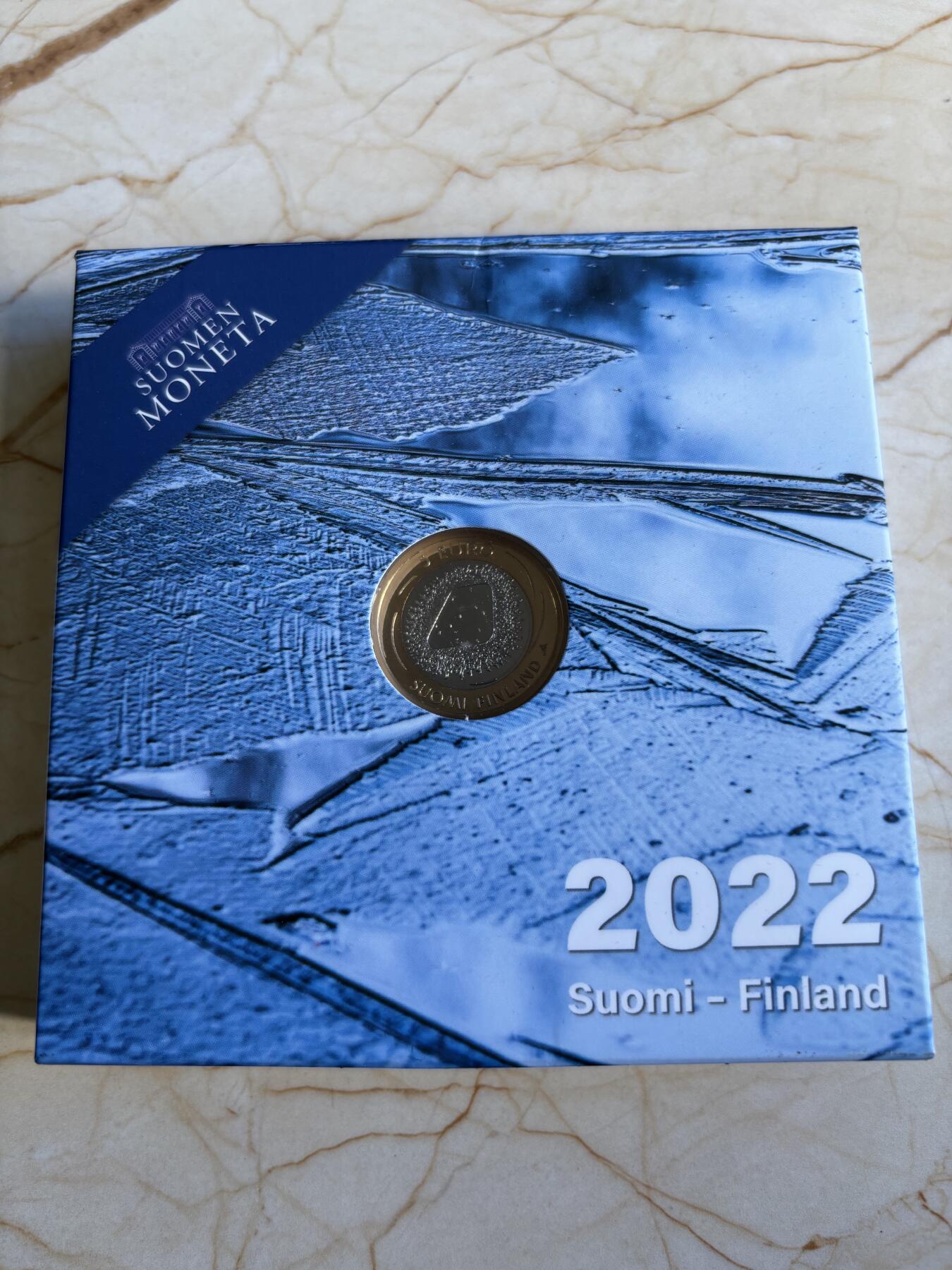 第196期拍卖 芬兰2022年曲棍球5欧双色纪念币