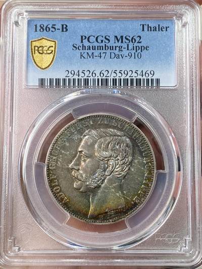 万国钱币拍卖第064期 - PCGS MS62 1865年德国绍姆堡-利普天使护盾1泰勒 汉诺威厂铸造 仅单年发行7000枚的小邦品种 双天使护盾 原味浓郁孔雀蓝绿幻彩包浆 状态极赞