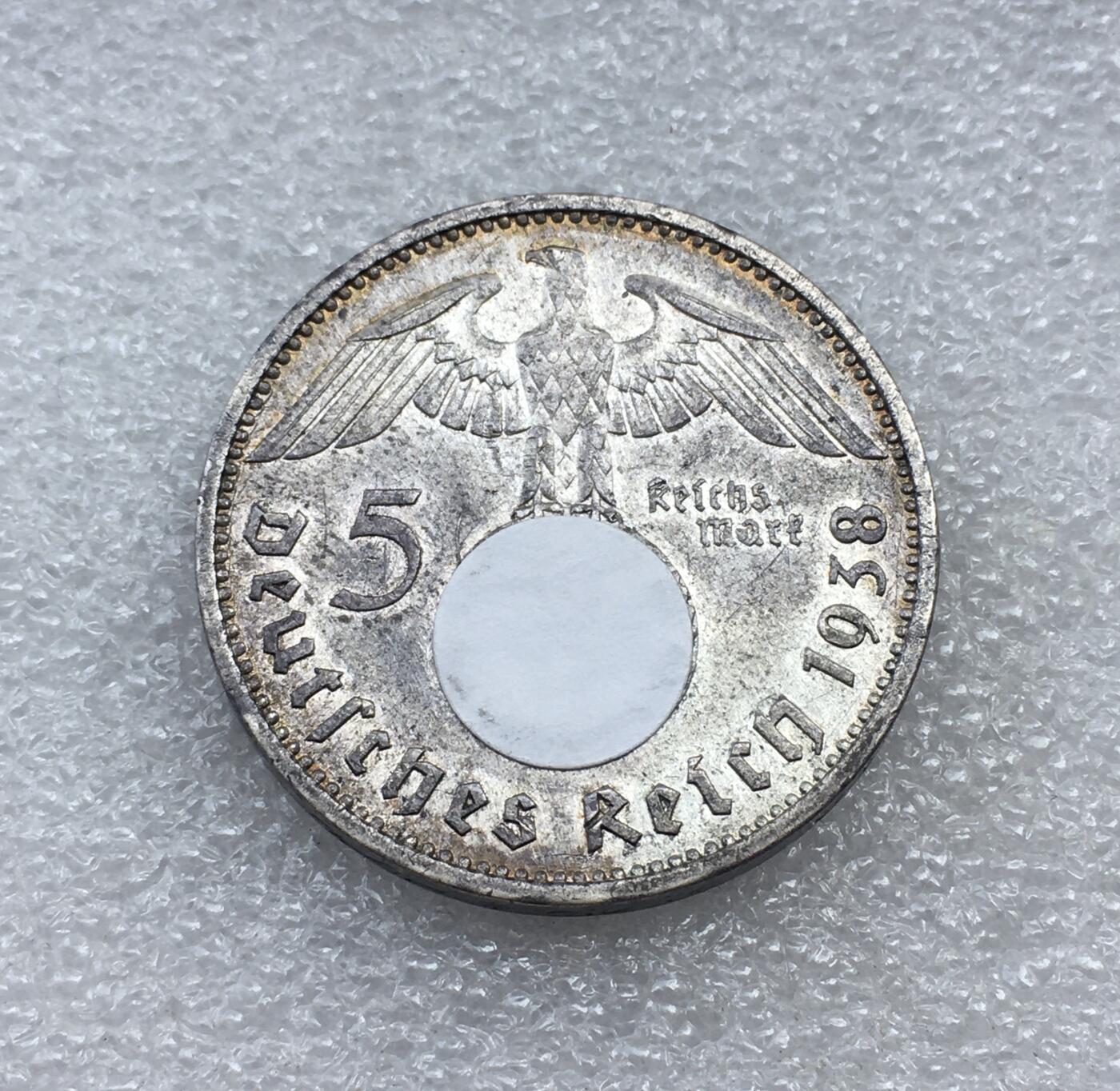 世界钱币专场拍卖 每周二开拍