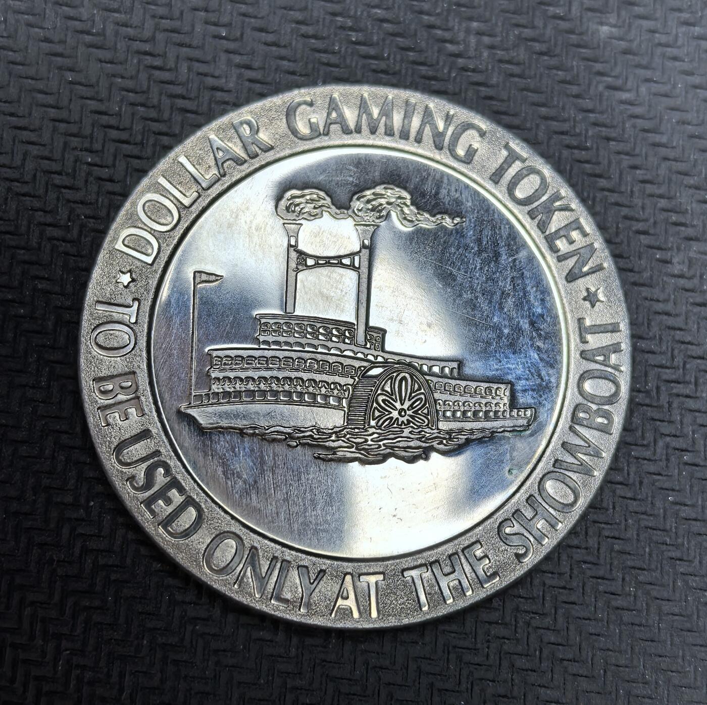 外国优质银币克朗币纪念章，每周六晚九点倒数截拍，满百包邮可寄存，持续收拍 精制美国1966年拉斯维加斯 演艺船酒店1 美元代币