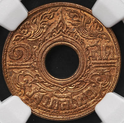 修遠堂世界钱币第110期 - NGC MS66RB 1941年泰国中孔1萨当铜币