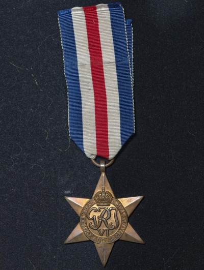 凯旋世界勋赏（第23期）（欢迎送拍）（对拍品有疑问请询问客服，不接受到手刀，出价默认拍品品相。请认真阅读拍卖规则！出价默认已认可！）（收到货请录制开箱视频，无视频概不处理问题。） - 二战 英国 法德之星 章