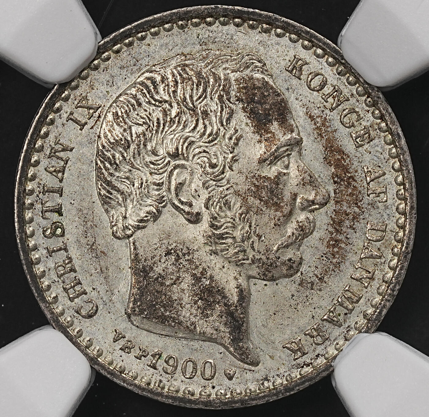 修遠堂世界钱币第110期 NGC MS63  1900年丹麦海豚25欧尔银币