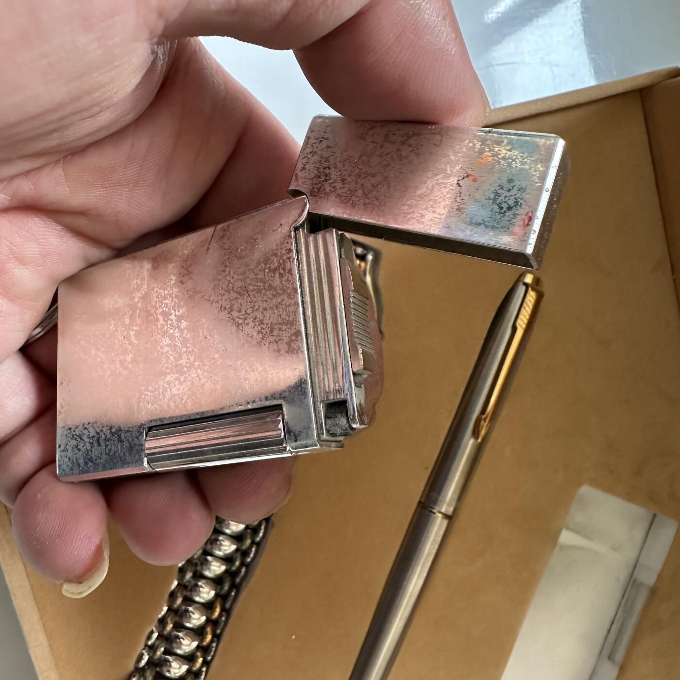 🌹外币初藏🌹🐯2026年第37场   每周二四六晚8️⃣点 接代拍 企业定制版真皮丝绒礼盒 手表钢笔打火机 套装