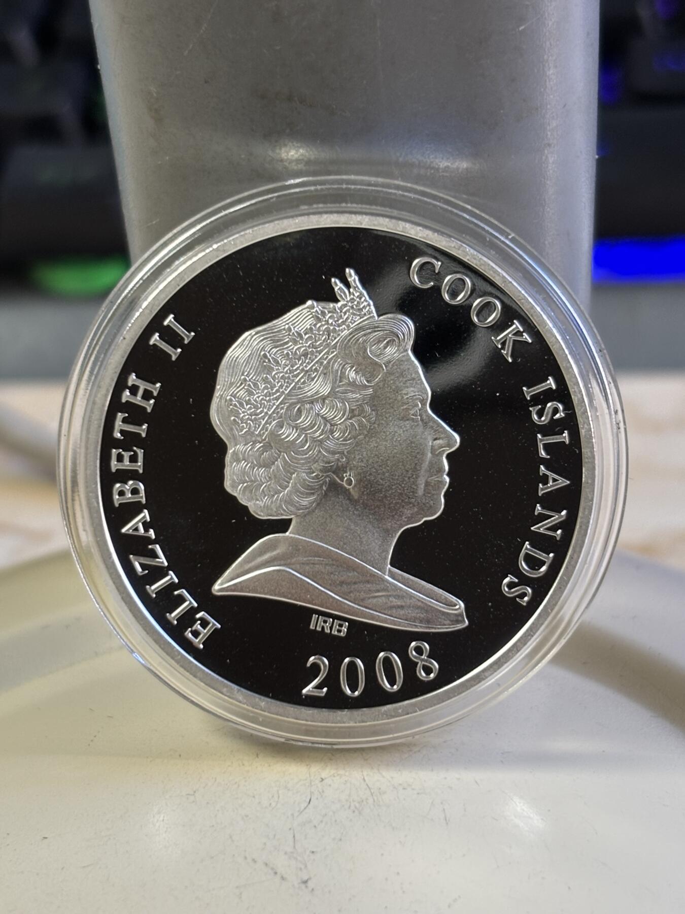 第196期拍卖 库克2008年世界奇观系列美国总统山3D立体镀金银币，999银镀金，1盎司，发行5000枚，