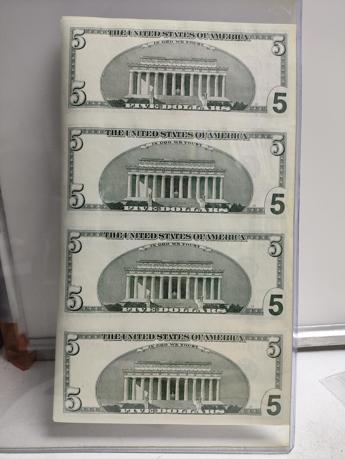 大头版5美元4连体钞 99头88尾，双头双尾