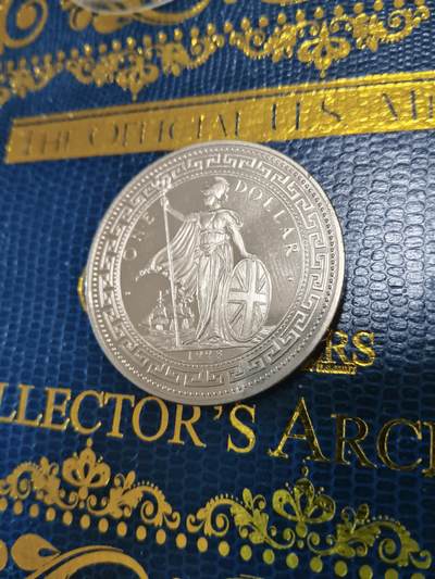 长老汇马年精选第十五场拍卖 - 1998不列颠女神悉尼歌剧院1元彩色铜镍臆造币，不含证书