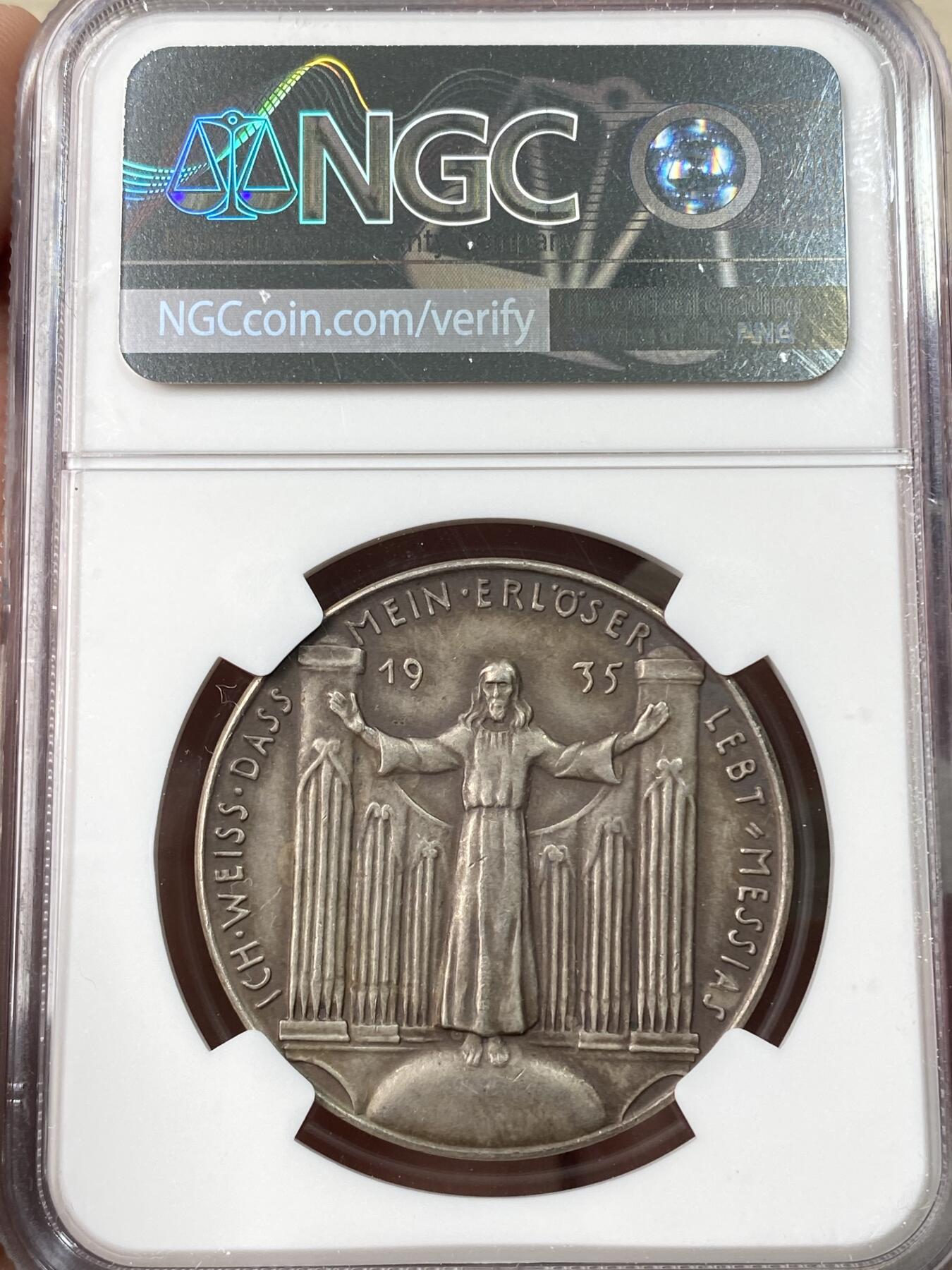 万国钱币拍卖第064期 NGC MS63 1935年德国民族社会主义工人党纪念作曲家乔治·弗里德里希·汉德尔诞辰250周年银章 卡尔哥茨罕见作品 汉德尔是巴洛克音乐作曲家 著名作品为《弥赛亚》 此章背面既是耶稣基督奏响名曲《弥赛亚》