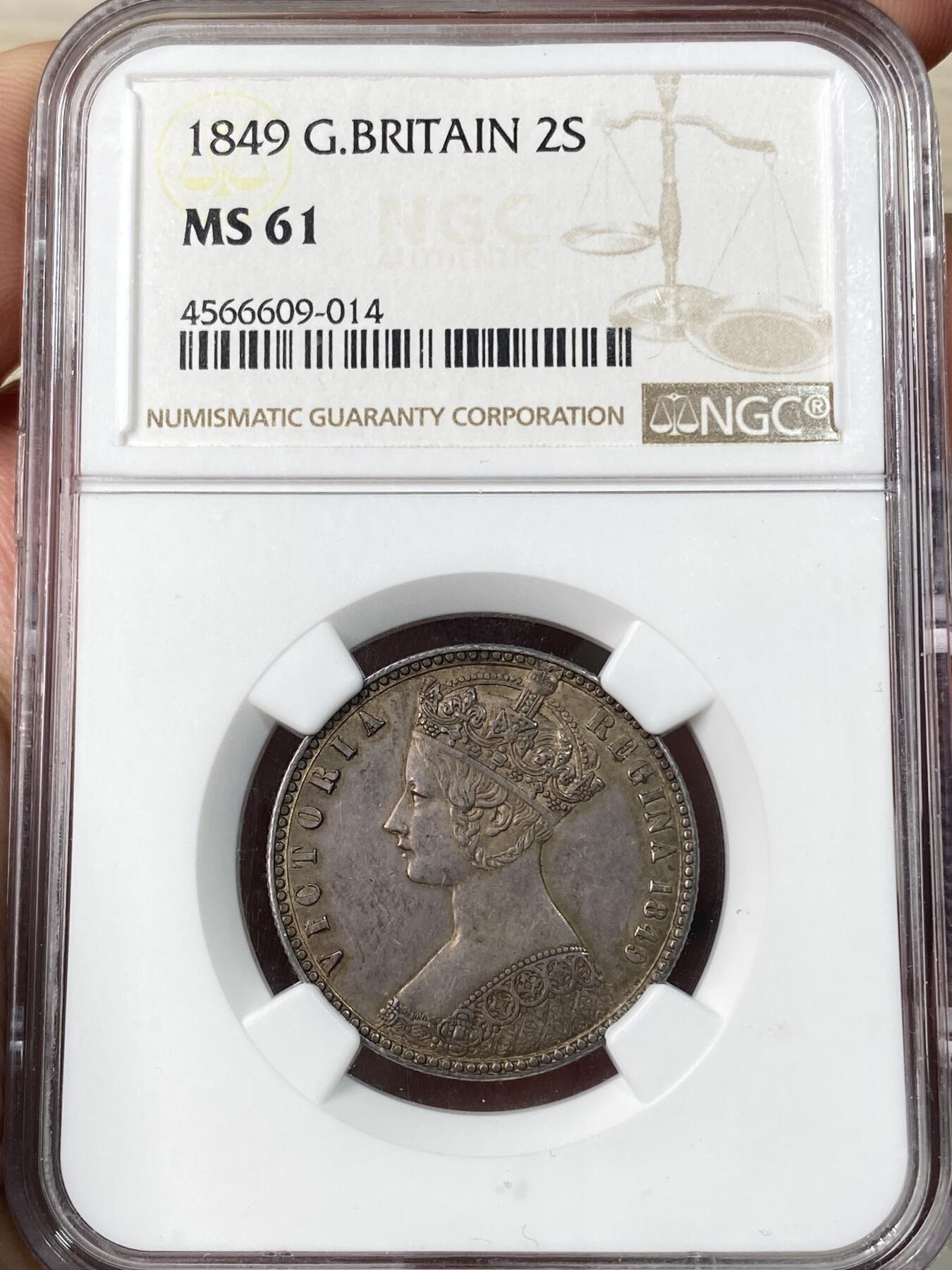 万国钱币拍卖第064期 NGC MS61 1849年英国维多利亚女王无神弗洛林 热度居高不下的品种 早期小维双辫头像 原味英伦酱彩包浆极美