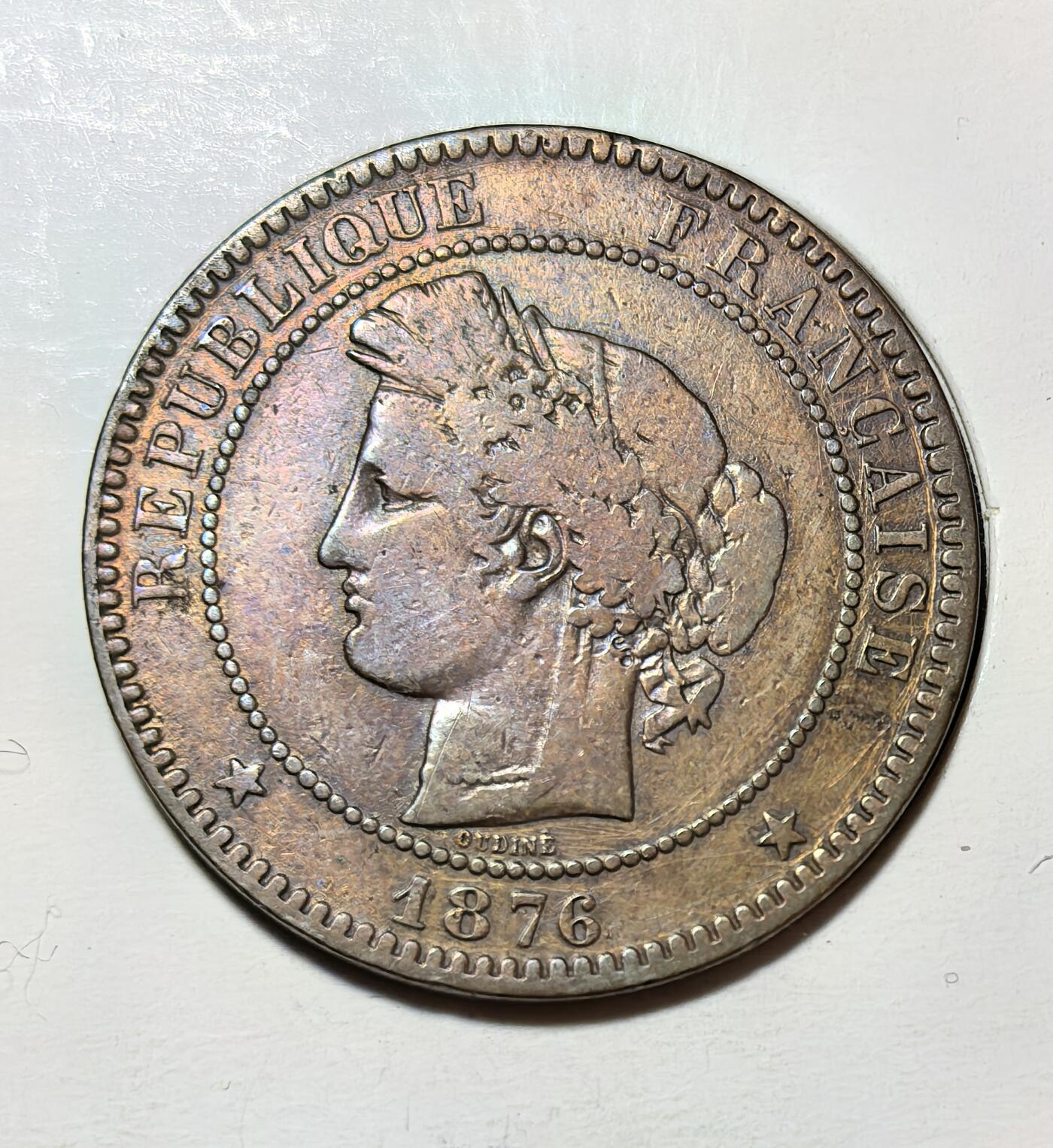 外国优质银币克朗币纪念章，每周六晚九点倒数截拍，满百包邮可寄存，持续收拍 法兰西第三共和国1876年10 生丁铜币，正面为刻瑞斯女神像，背面环绕 “自由、平等、博爱” 国训，是法国第三共和国时期的经典流通辅币，见证了法国共和制的确立。