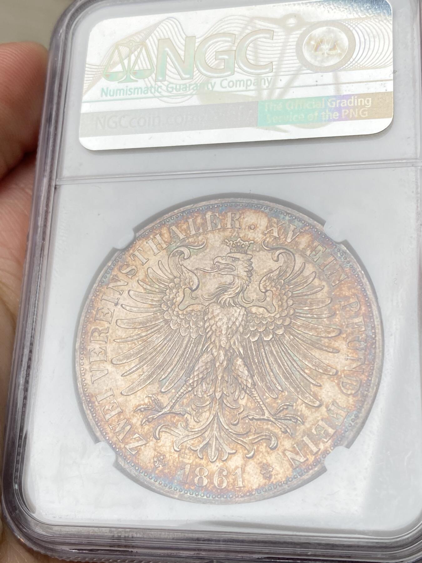 万国钱币拍卖第064期 NGC MS62 1861年德国法兰克福少女流通2泰勒 经典法兰城少女2T 火烧云五彩转光极美收藏级