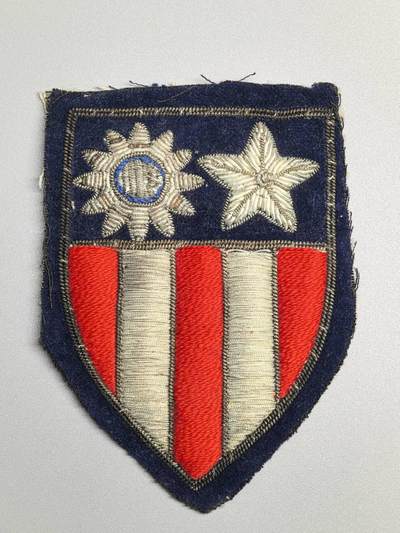 小驴勋章奖章收藏4月4日周六晚六点拍卖（珍爱和平，收藏战争，铭记历史，勿忘国耻，忠党爱国。有偿代拍，送拍规则在简介最后，参拍须阅读规则后再参拍，关系到运费包装发货时效真假辨别等关键信息，拍卖时不再发原图，看大图店主微信码在拍卖店铺介绍里） - 中缅印战区CBI臂章，金属刺绣