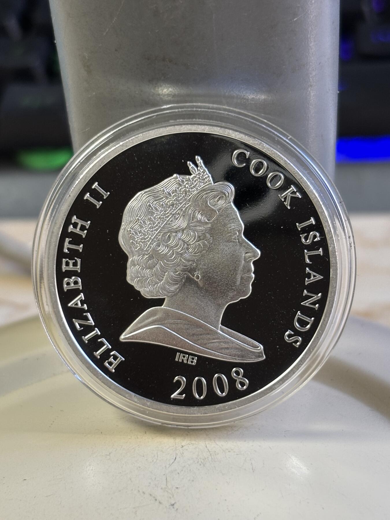 第196期拍卖 库克2008年世界奇观系列美国总统山3D立体镀金银币，999银镀金，1盎司，发行5000枚，