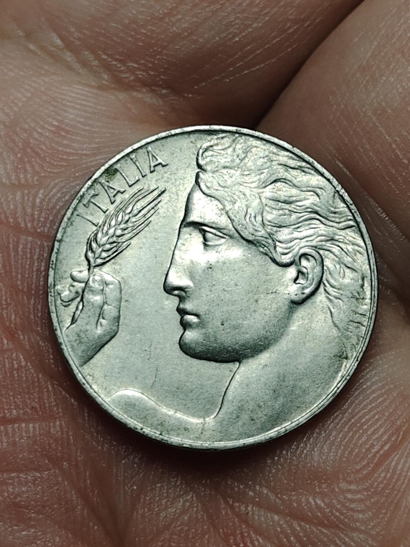 2026年第四十场(总第二百零九场）外国好品散币场(免佣金) 意大利王国1920年20分(维托里奥·埃马努埃莱三世第二版，R标罗马造)