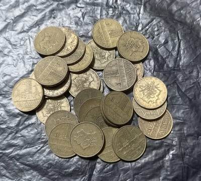 北京马甸外国币专卖第149期，外国币专场，陆续上拍，欢迎关注 - 法国老10法郎铜币30枚