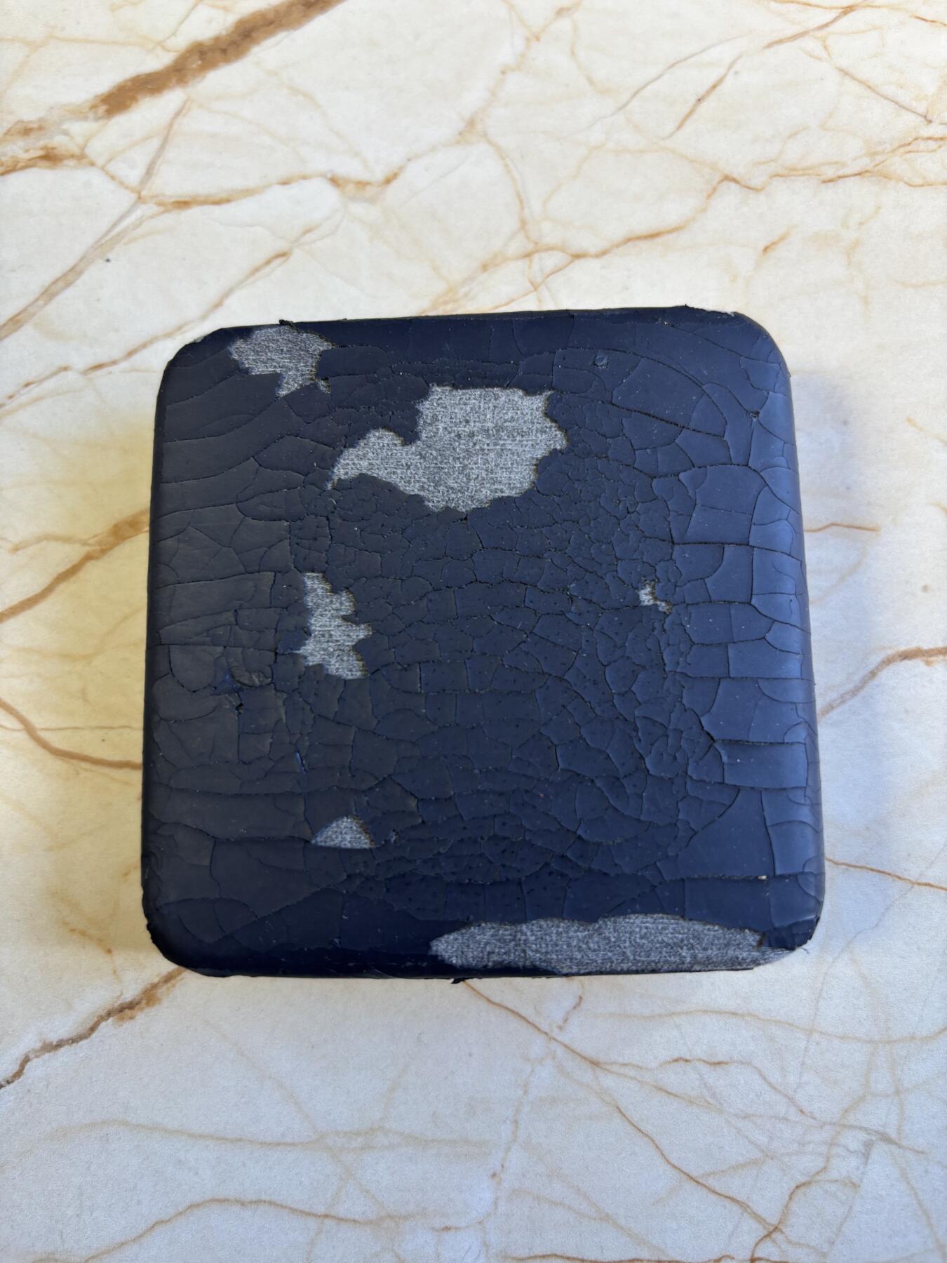 第196期拍卖 吉尔吉斯斯坦2010年民族民俗生活精制彩色银币，925银，发行3000枚