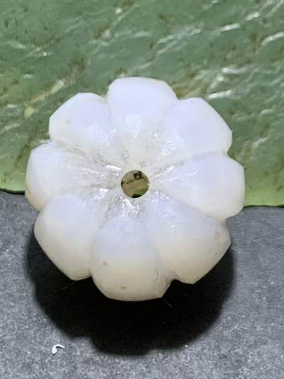 精美亚光冰飘战国红玛瑙手工雕刻2.0平头瓜珠一颗！， - 精美亚光冰飘战国红玛瑙手工雕刻2.0平头瓜珠一颗！，