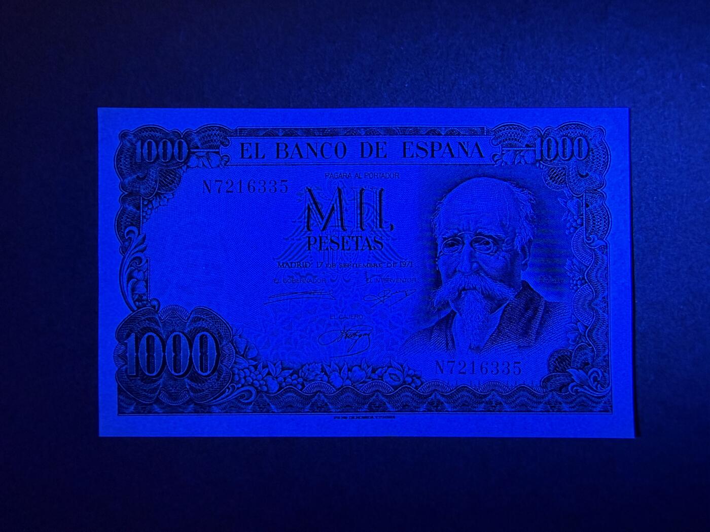 《愛美收藏》第239期-4.5周日外币黄金场  西班牙1000比塞塔 UNC 1971年 西班牙银行成为唯一发钞银行100周年纪念钞 无4