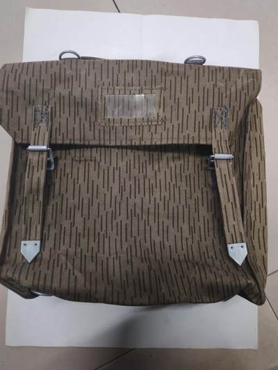 韵星假日军品类拍卖第51期  -- Rimey Holidays Militaria Auction 51 - 民主德国野战雨点迷彩挎包 保存完好没有虫蛀 