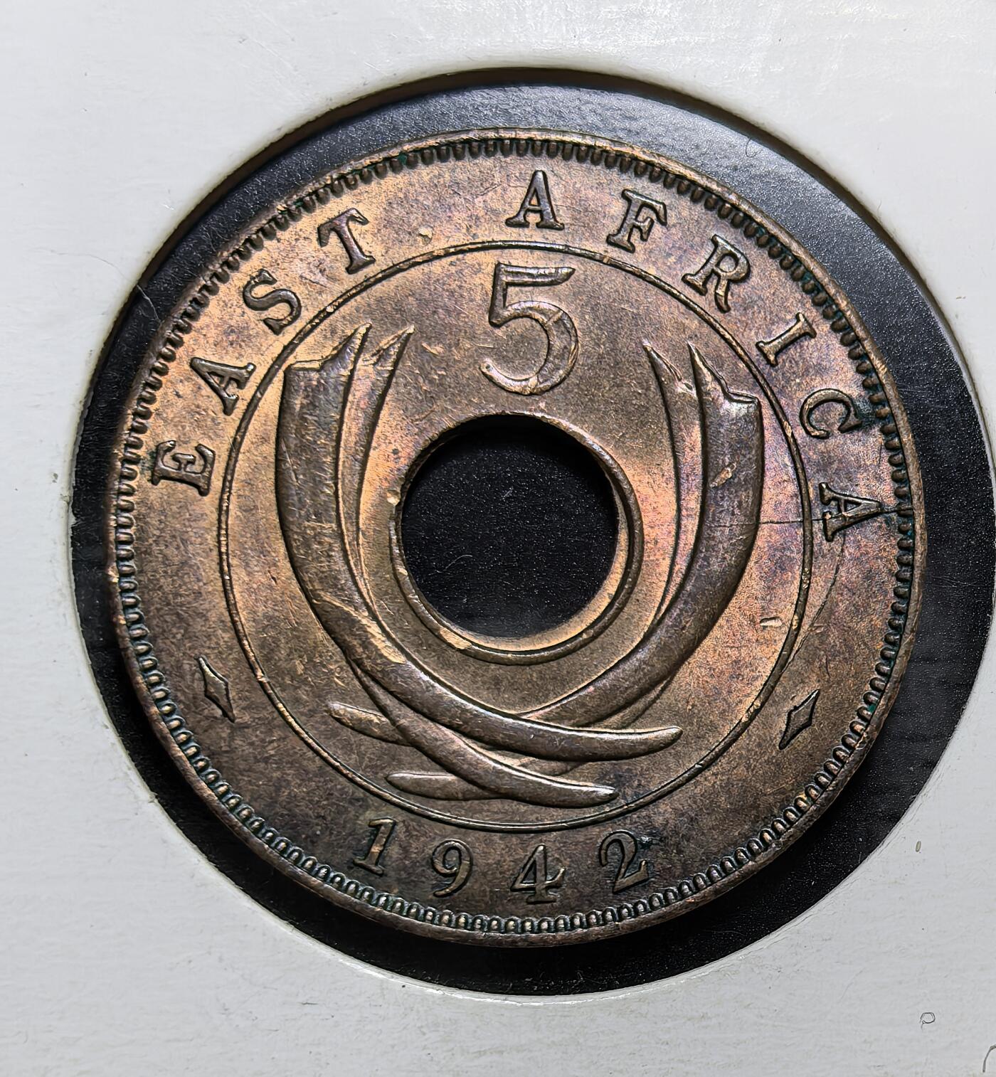 外国优质银币克朗币纪念章，每周六晚九点倒数截拍，满百包邮可寄存，持续收拍