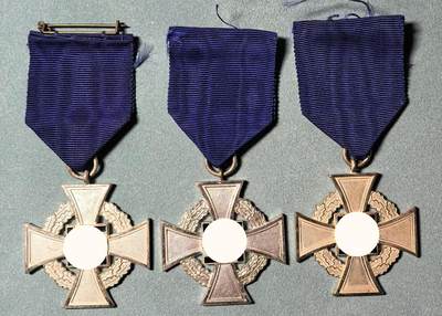 盛世勋华——号角文化勋章邮票专场拍卖第312期 - 德国（1939）银级忠诚服务奖章（25年） 3枚