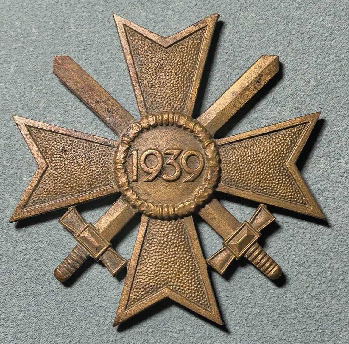 盛世勋华——号角文化勋章邮票专场拍卖第312期 德国（1939）二级佩剑战功十字勋章 挂环损坏