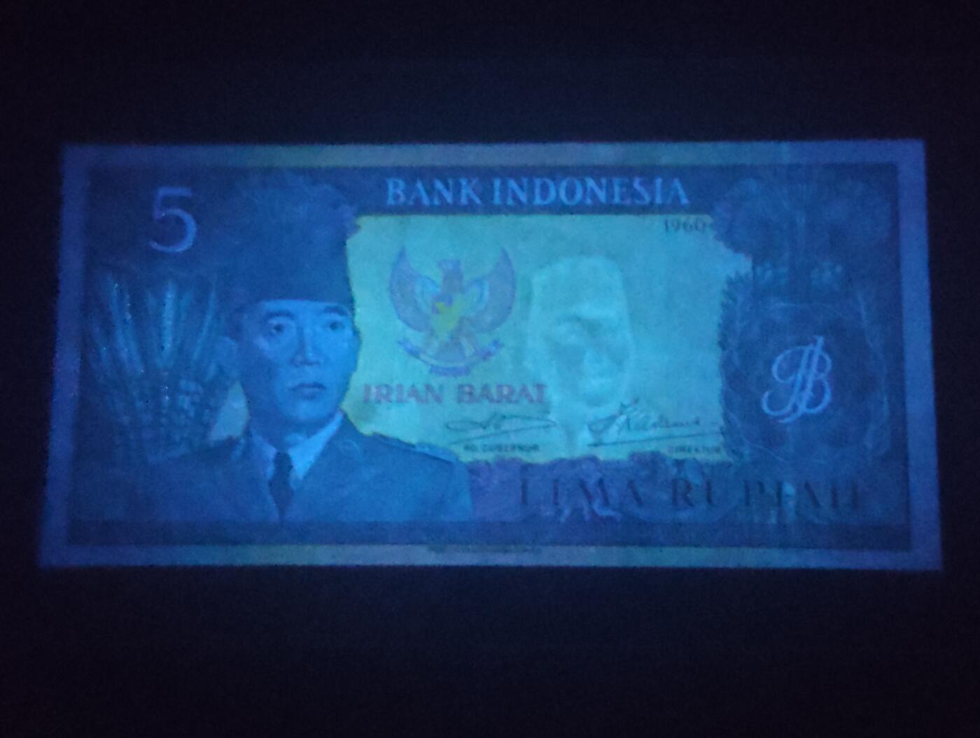 2026四月第一期，总222期 印度尼西亚1960版5卢比UNC-，加盖“伊利安州”地名，建国后很长时间廖内和伊利安地区仍拥有自己的独立发钞权，1971年收归中央，稀有品种