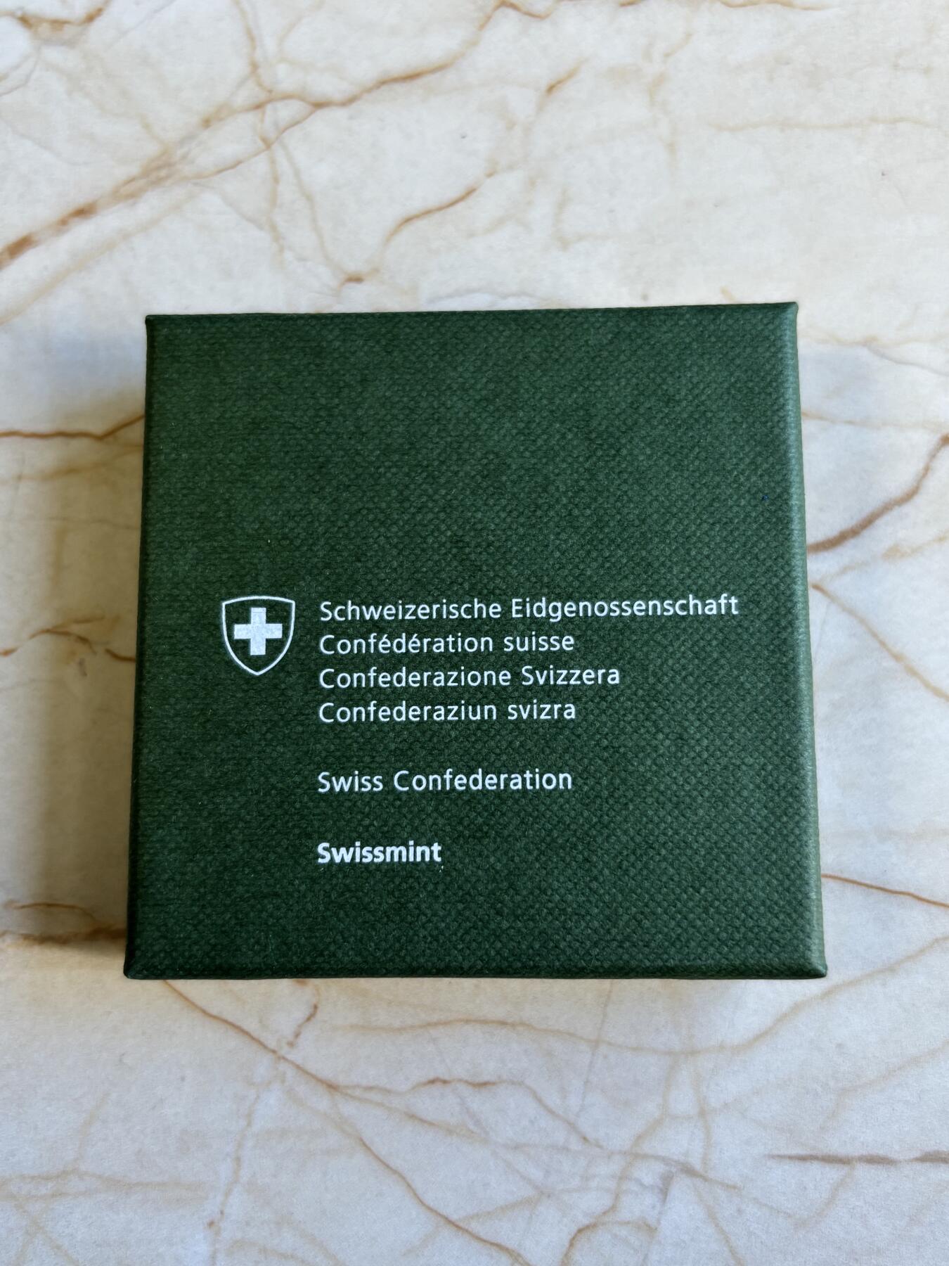 第196期拍卖 瑞士2021年森林动物狐狸10法郎双色精制纪念币，有氧化，