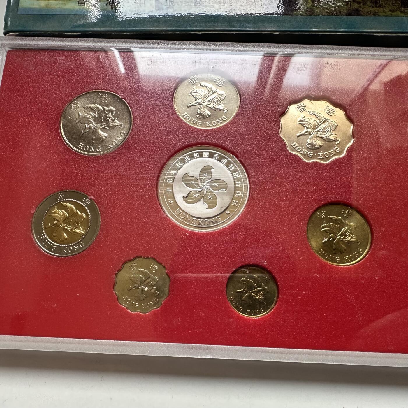 🌹外币初藏🌹🐯2026年第37场   每周二四六晚8️⃣点 接代拍 香港回归紫荆花套币 a