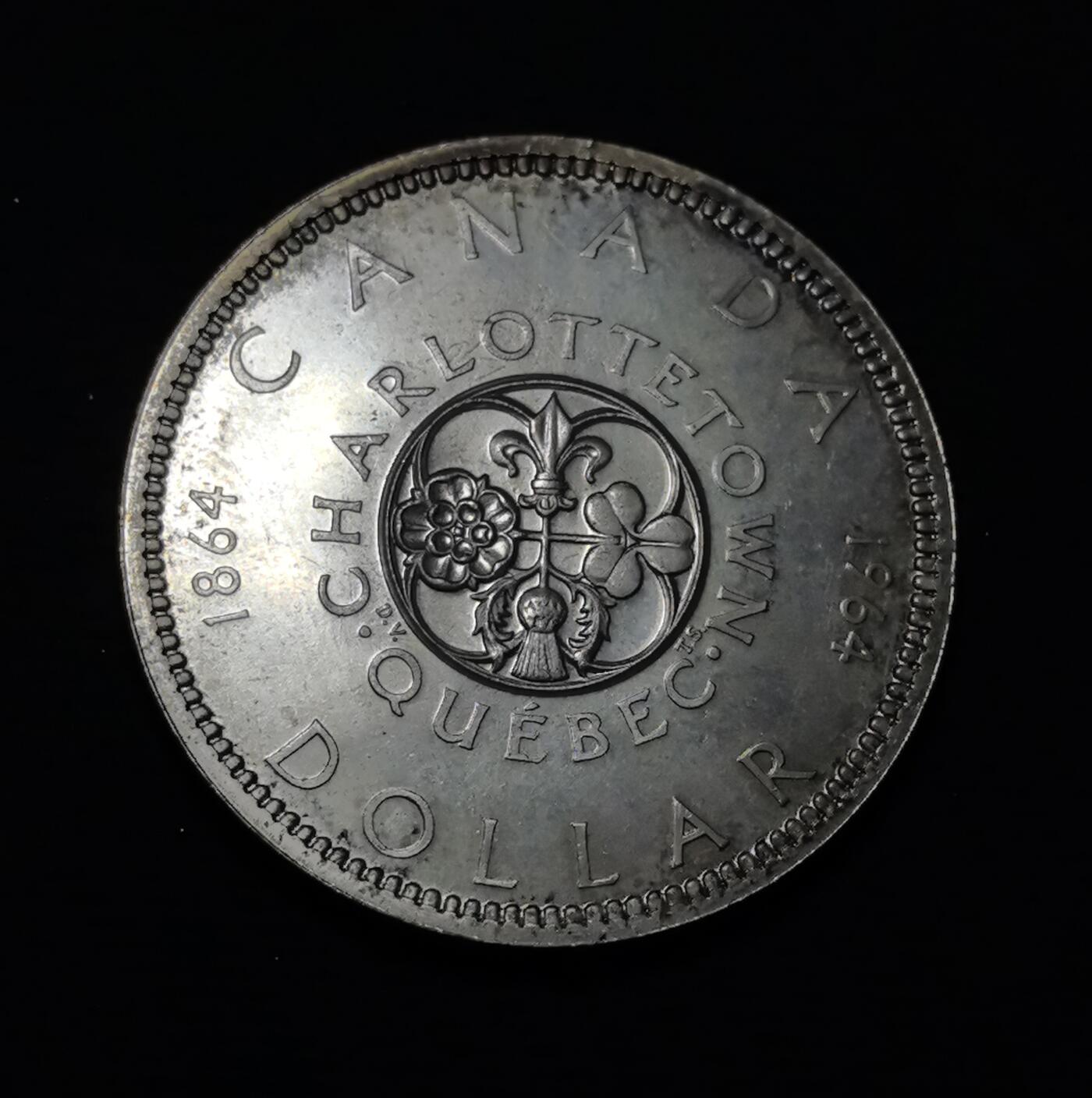 外国优质银币克朗币纪念章，每周六晚九点倒数截拍，满百包邮可寄存，持续收拍