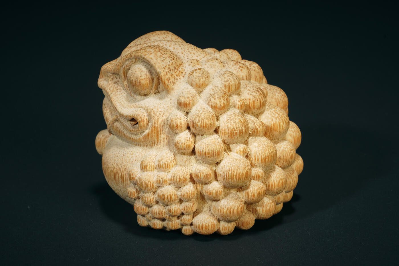 上海都达杂项专场七十二【全场包邮】 实心玉竹《三足金蟾》》小摆件80-70