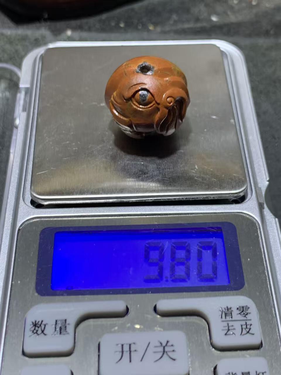 精美亚光草花纹战国红玛瑙手工俏色巧雕大象2.0圆珠一个