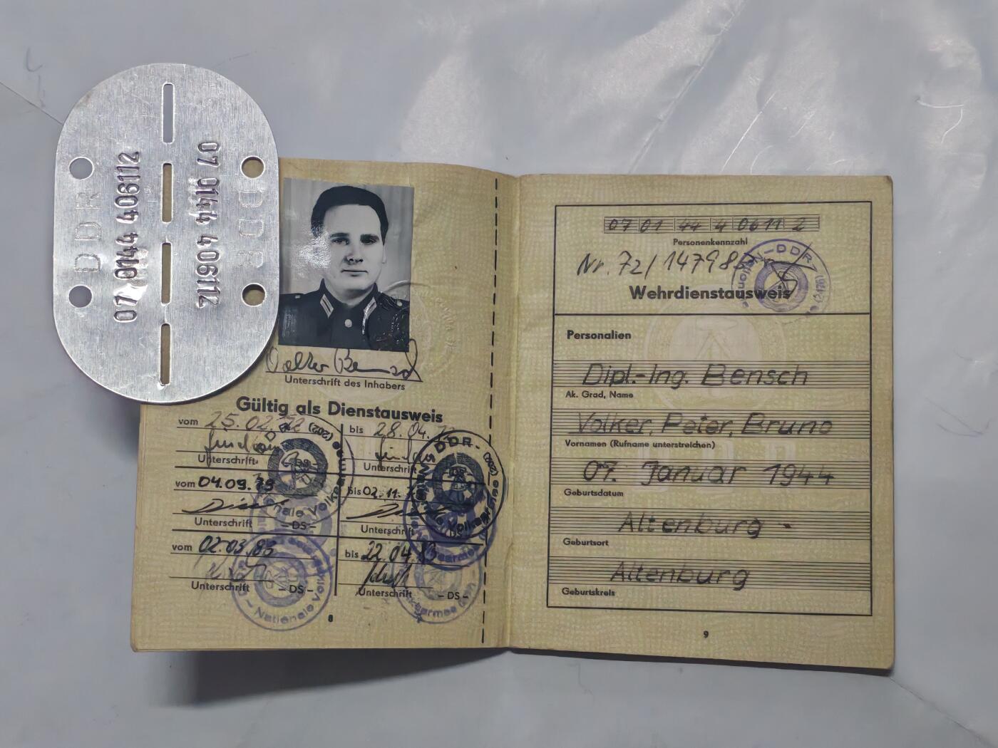 韵星假日军品类拍卖第51期  -- Rimey Holidays Militaria Auction 51