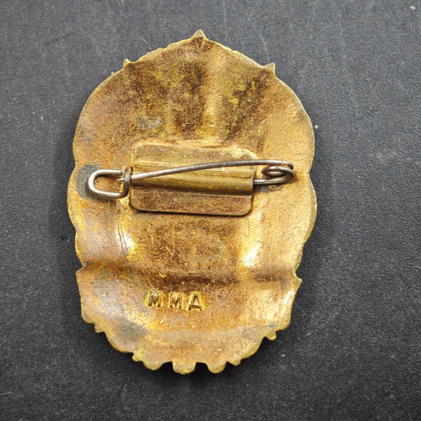 4月4日结束，成斌徽章钱币专场