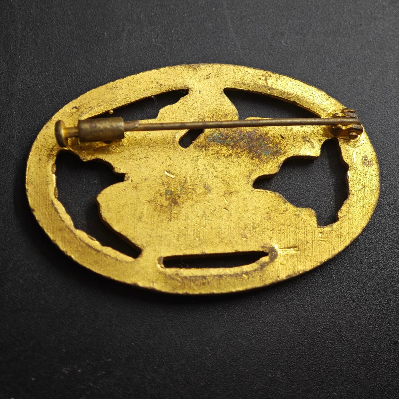 4月4日结束，成斌徽章钱币专场