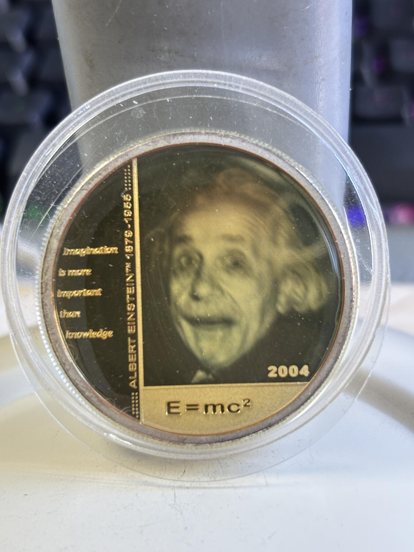 第196期拍卖 北马里亚纳2004年爱因斯坦诞生125周全息幻彩银币，925银，25克，发行2500枚