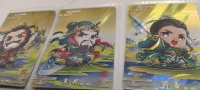 秋原瞳的小店第四十期——青梅时节雨纷纷，牧童遥指杏花村 - 卡游三国萌将卡一弹原膜刘备，关羽，张飞