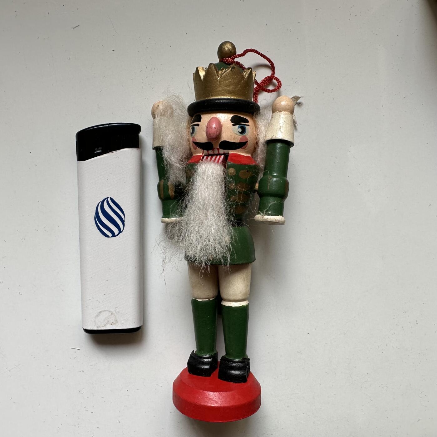 🌹外币初藏🌹🐯2026年第37场   每周二四六晚8️⃣点 接代拍 胡桃夹子士兵 木质玩偶