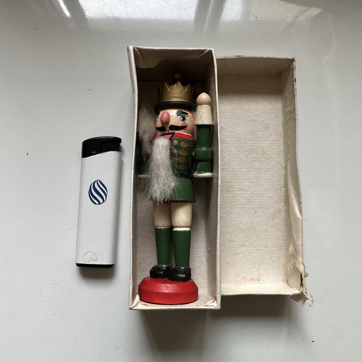 🌹外币初藏🌹🐯2026年第37场   每周二四六晚8️⃣点 接代拍 胡桃夹子士兵 木质玩偶