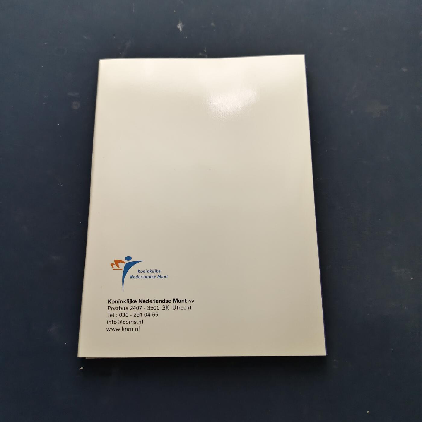 【全场包邮】纯粹捡漏拍519场 荷兰2006年5欧元荷兰金融管理局成立200周年官方卡装精制纪念银币【29毫米11.9克92.5%】