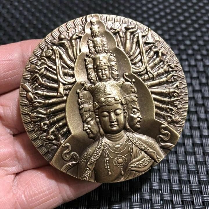 🌹外币初藏🌹🐯2026年第37场   每周二四六晚8️⃣点 接代拍 沈阳造币厂2015年 十一面观音千手观音 60mm-137g 黄铜大铜章 原封装