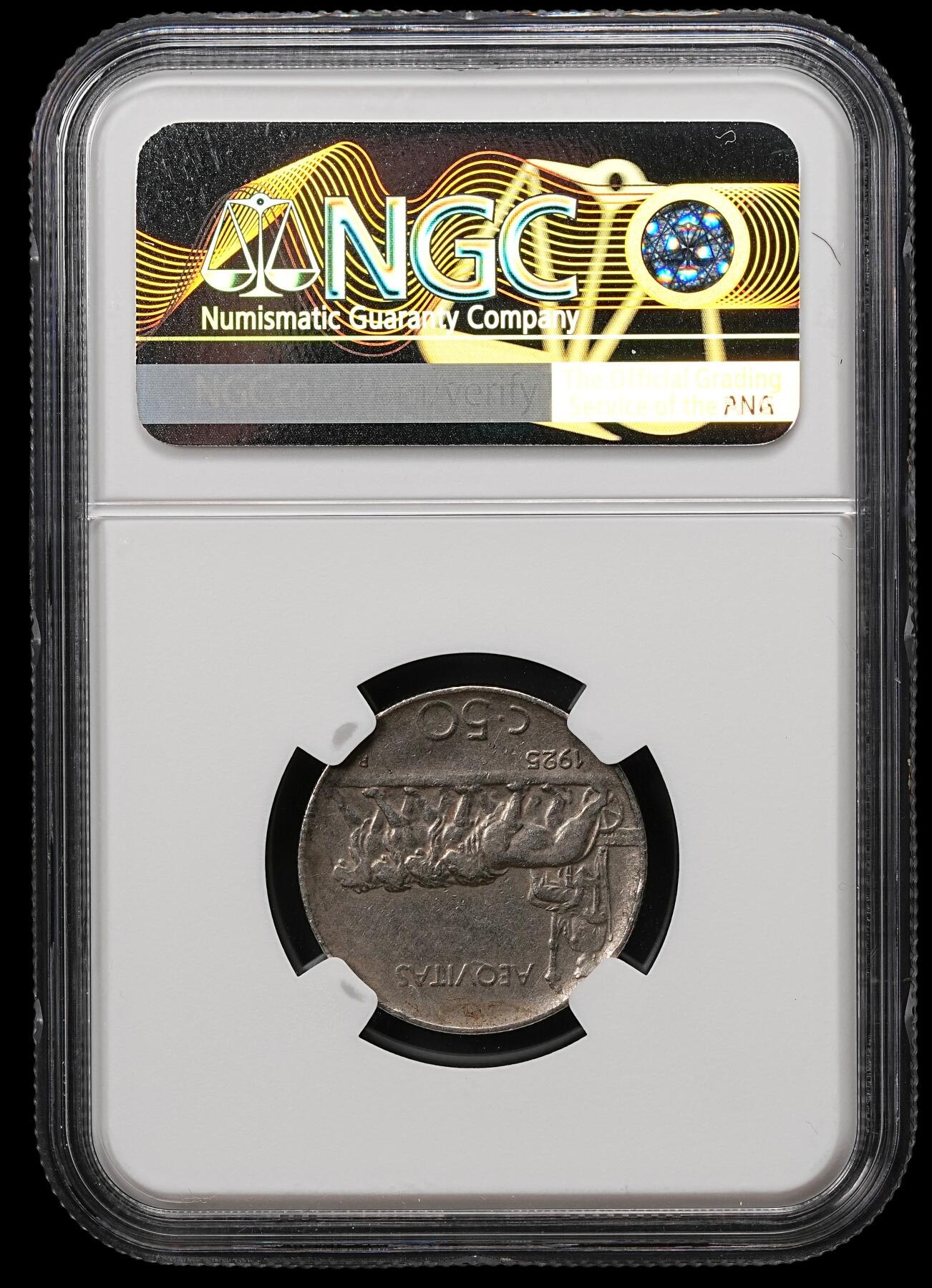 修遠堂世界钱币第110期 NGC AU50 1925年意大利50分，稀少齿边版