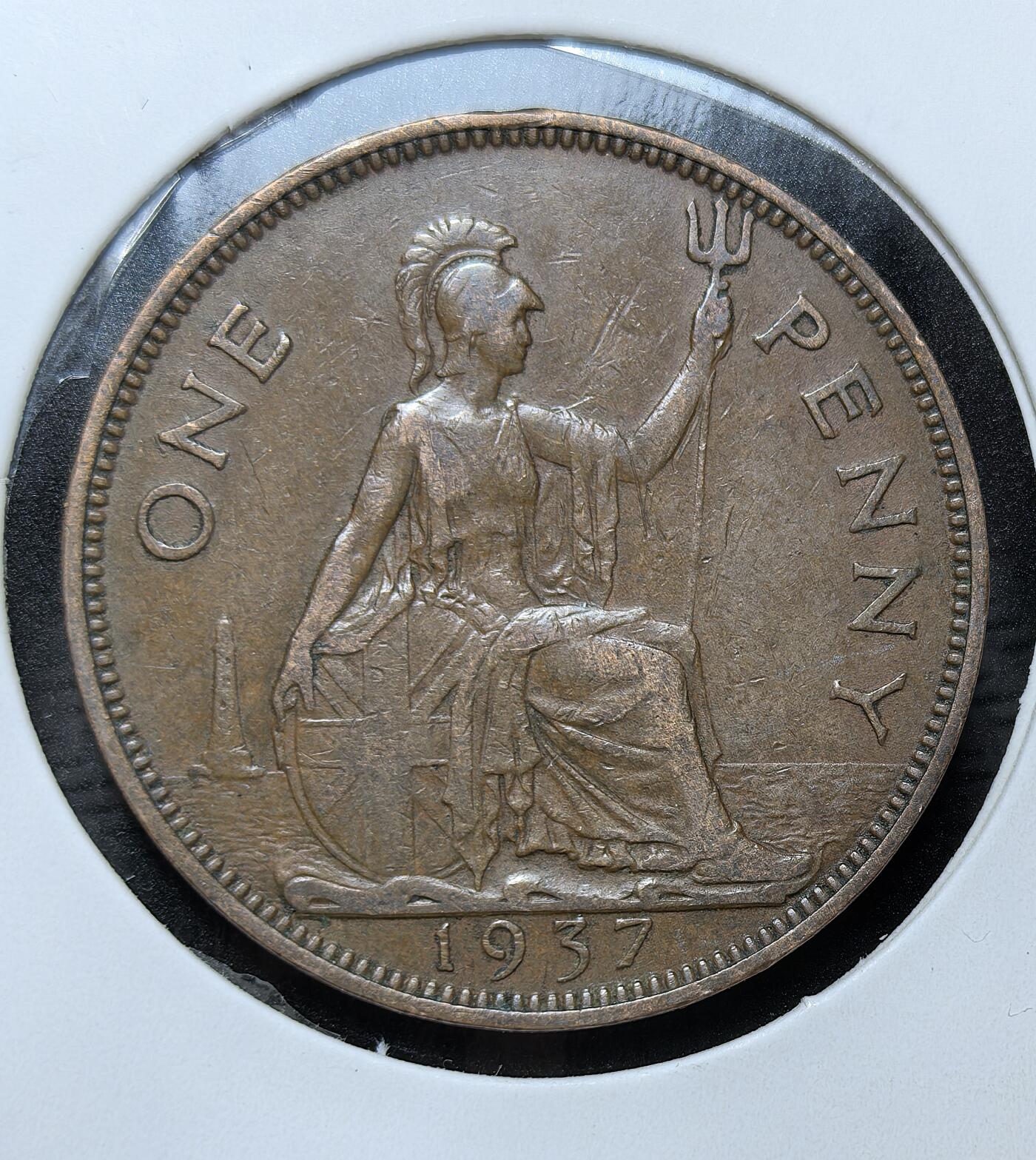 外国优质银币克朗币纪念章，每周六晚九点倒数截拍，满百包邮可寄存，持续收拍 英国乔治六世1937年1 便士铜币，正面为英王乔治六世像，背面是不列颠女神坐像，是乔治六世登基首年、二战前夕英国的经典流通辅币，见证了帝国历史。