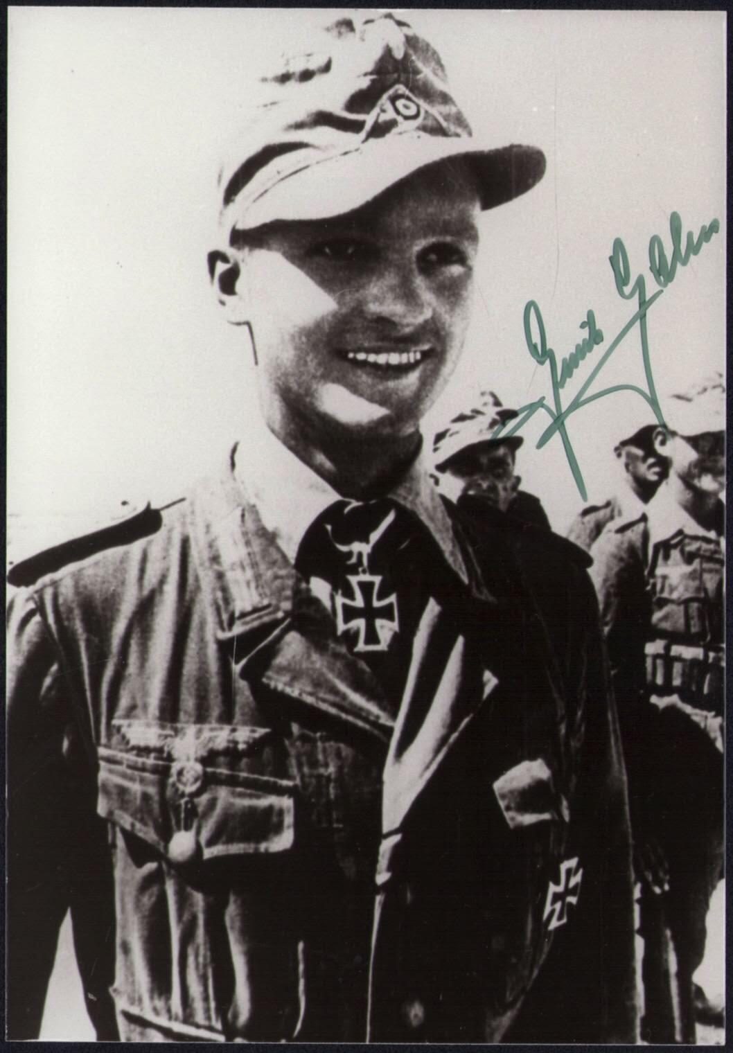 小驴勋章奖章收藏4月4日周六晚六点拍卖（珍爱和平，收藏战争，铭记历史，勿忘国耻，忠党爱国。有偿代拍，送拍规则在简介最后，参拍须阅读规则后再参拍，关系到运费包装发货时效真假辨别等关键信息，拍卖时不再发原图，看大图店主微信码在拍卖店铺介绍里） 非洲军最年轻骑铁得主Gunte r Halm战后亲签