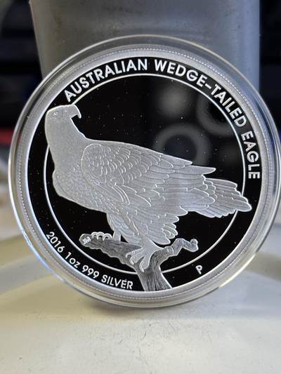 第196期拍卖 - 澳大利亚2016年楔尾鹰1盎司精制纪念银币，999银，发行5000枚