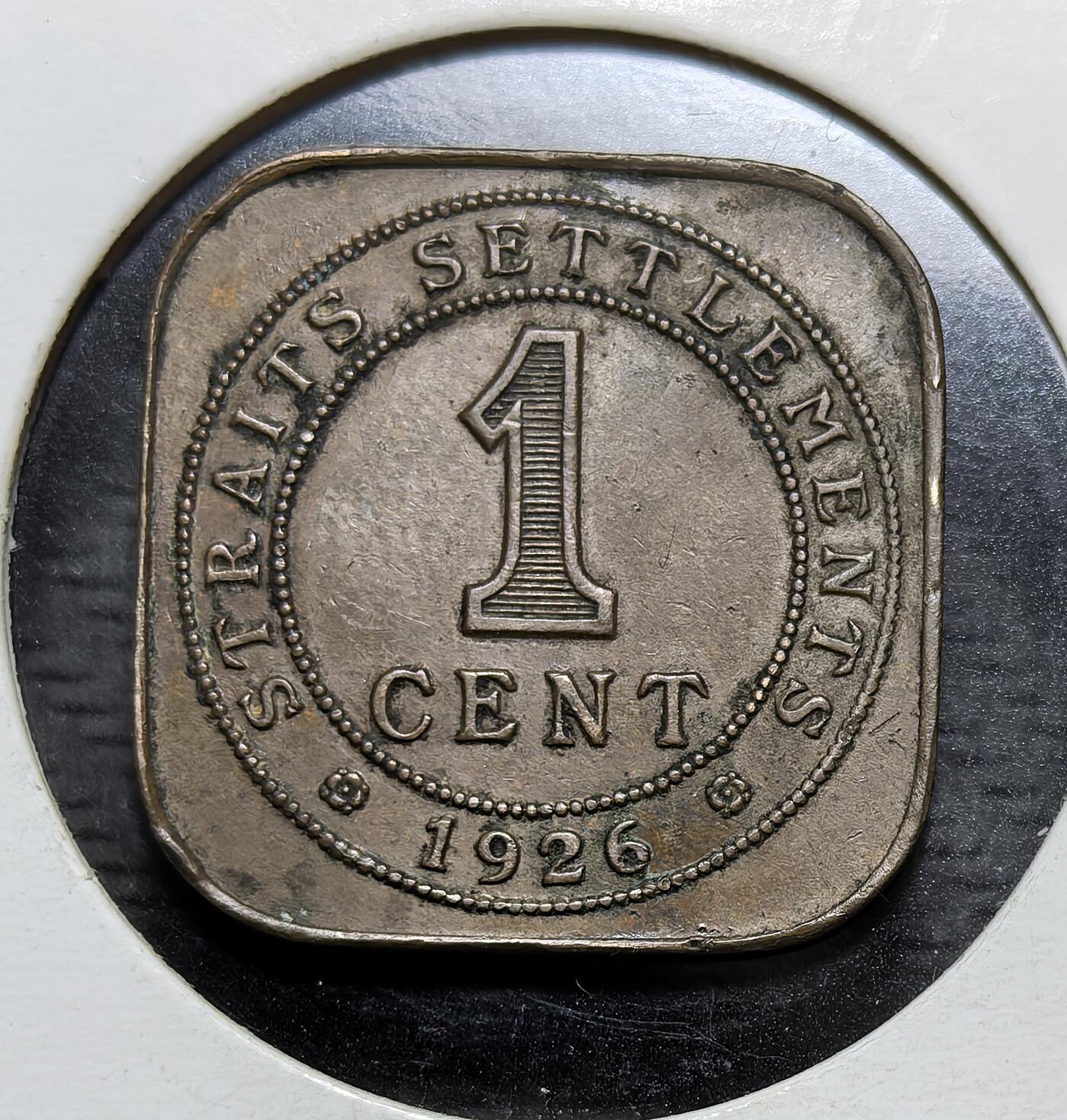 外国优质银币克朗币纪念章，每周六晚九点倒数截拍，满百包邮可寄存，持续收拍