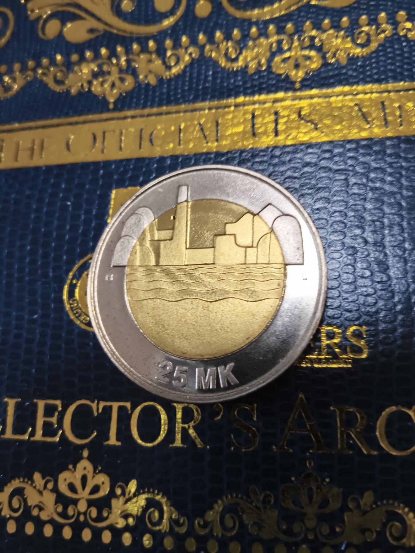 长老汇马年精选第十五场拍卖 1997芬兰独立80周年25马克双金属币，克书MS65分15美金，量少